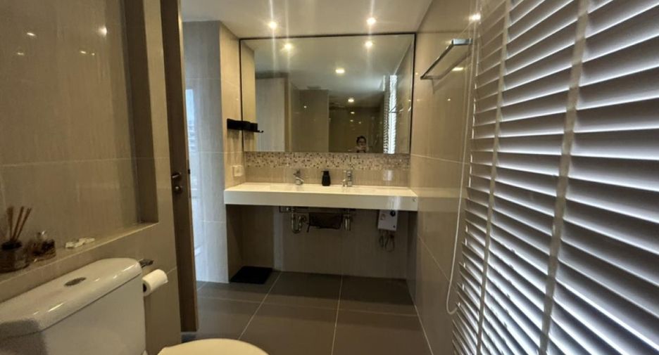 For rent and for sale 2 bedrooms condo in Watthana, Bangkok