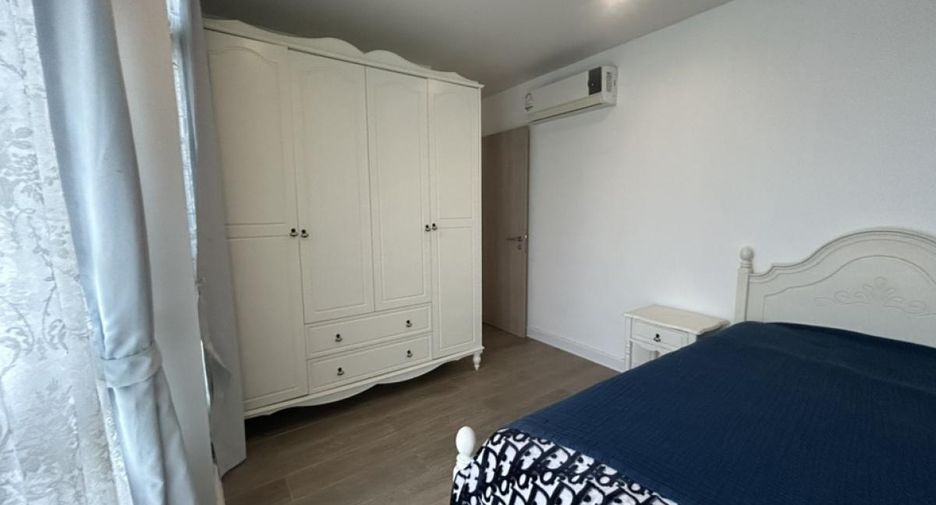 For rent and for sale 2 bedrooms condo in Watthana, Bangkok