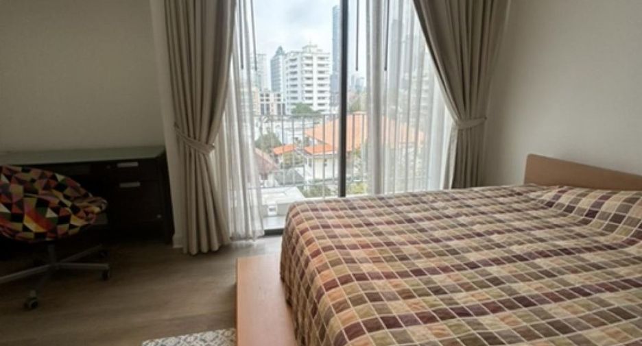 For rent and for sale 2 bedrooms condo in Watthana, Bangkok