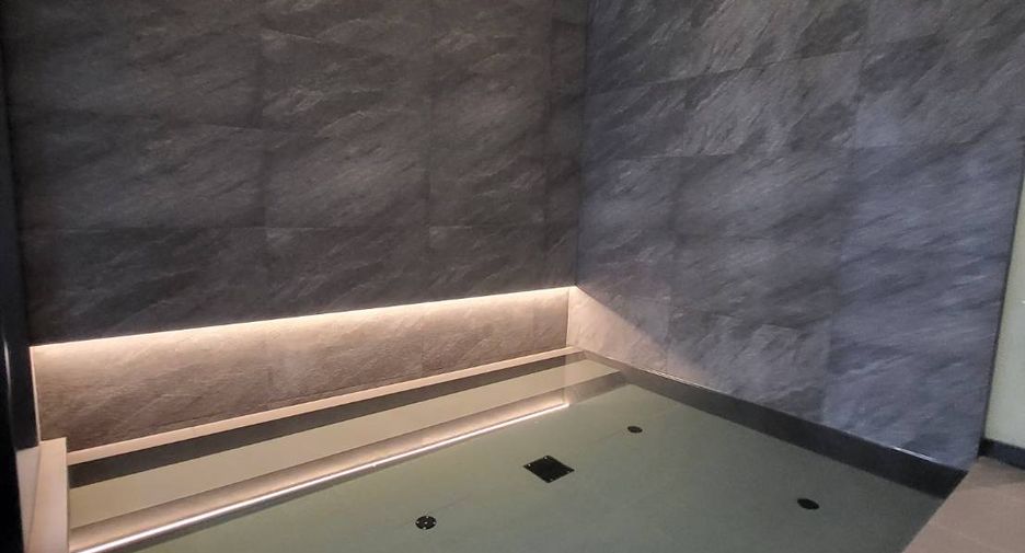 Condo en venta de 1 habitaciones en Khlong Toei, Bangkok