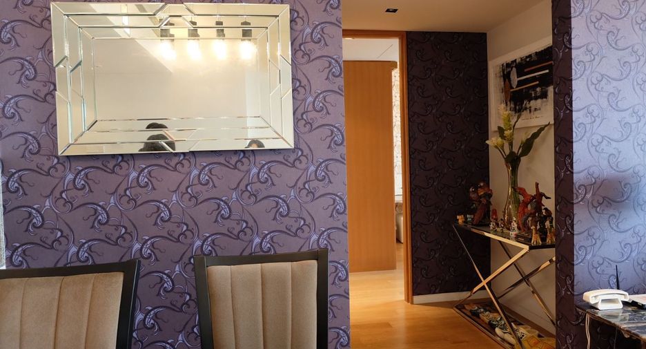 For rent 2 bedrooms condo in Sathon, Bangkok