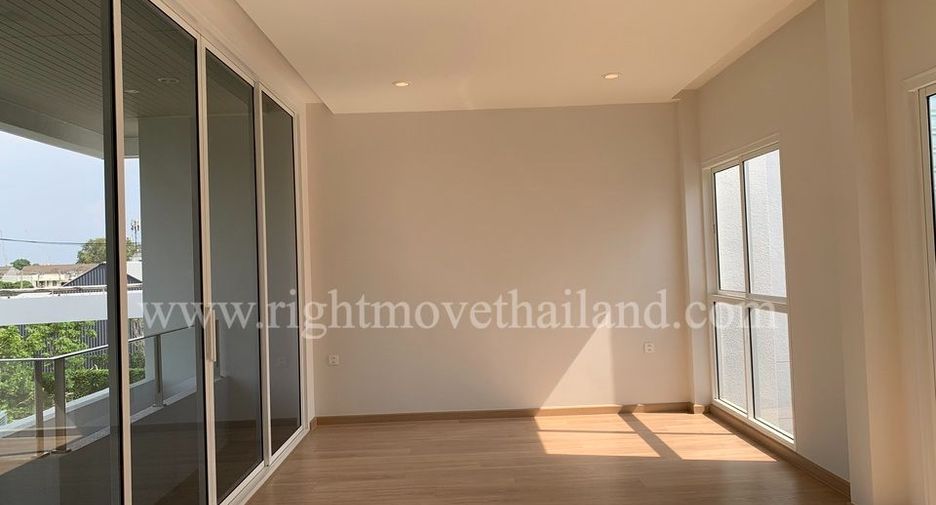 ขาย 4 ห้องนอน บ้านเดี่ยว ใน ประเวศ, กรุงเทพฯ