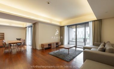 For rent 3 bedrooms condo in Yan Nawa, Bangkok