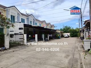 For sale 3 bed townhouse in Mueang Pathum Thani, Pathum Thani