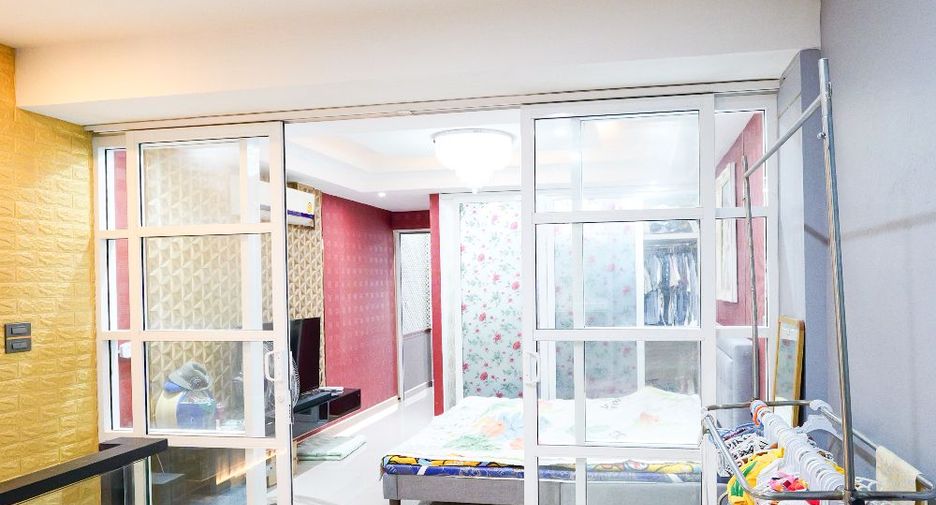 Local comercial en venta de 5 habitaciones en Chatuchak, Bangkok