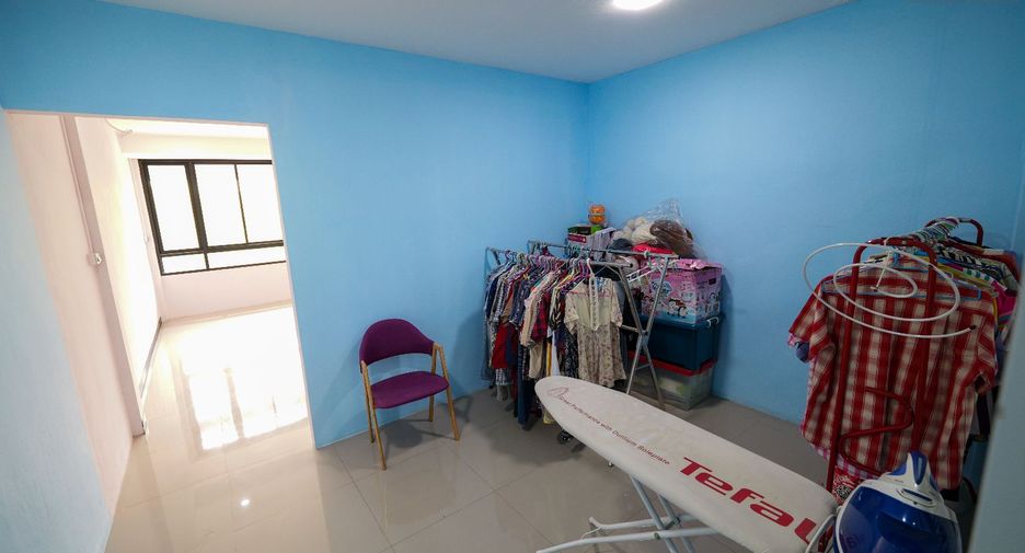 Local comercial en venta de 5 habitaciones en Chatuchak, Bangkok