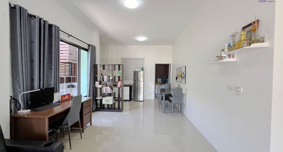 For sale 2 bedrooms house in Kanchanadit, Surat Thani
