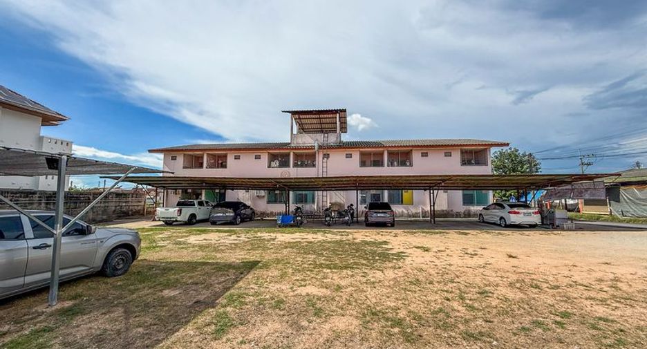 Gewerbefläche zum Kauf mit 14 Zimmer in Si Racha, Chonburi