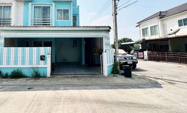For sale 3 bedrooms townhouse in Min Buri, Bangkok