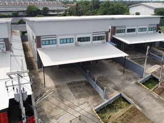 For rent 2 Beds warehouse in Krathum Baen, Samut Sakhon