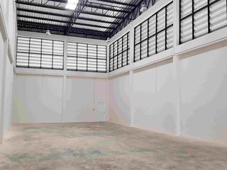For rent 2 Beds warehouse in Krathum Baen, Samut Sakhon