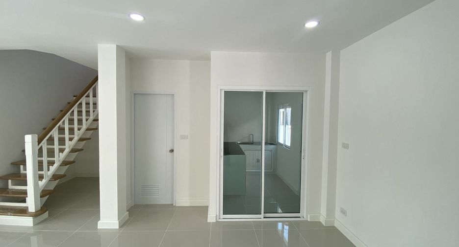 For sale 3 bedrooms house in Mueang Nonthaburi, Nonthaburi