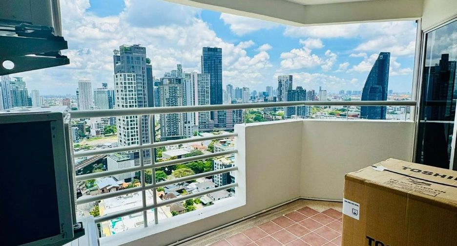 À louer 2 chambres condo à Khlong Toei, Bangkok