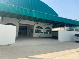 For sale 8 bed warehouse in Mueang Samut Sakhon, Samut Sakhon