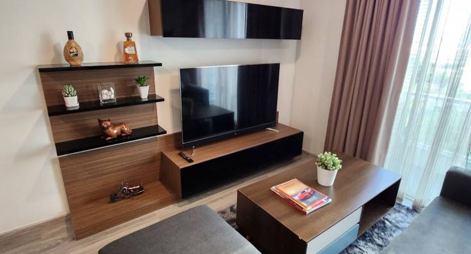 For rent 2 ベッドルーム condo in Phra Khanong, Bangkok