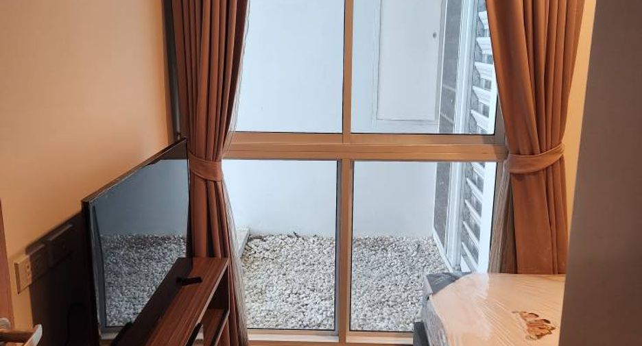For rent 2 ベッドルーム condo in Phra Khanong, Bangkok