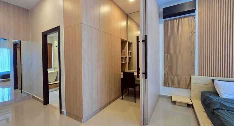 For sale 3 bedrooms villa in Bang Lamung, Chonburi
