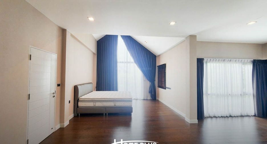 For sale 4 bedrooms house in Chatuchak, Bangkok