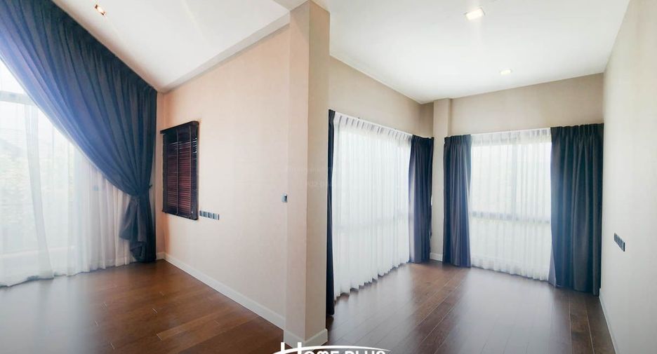 For sale 4 bedrooms house in Chatuchak, Bangkok