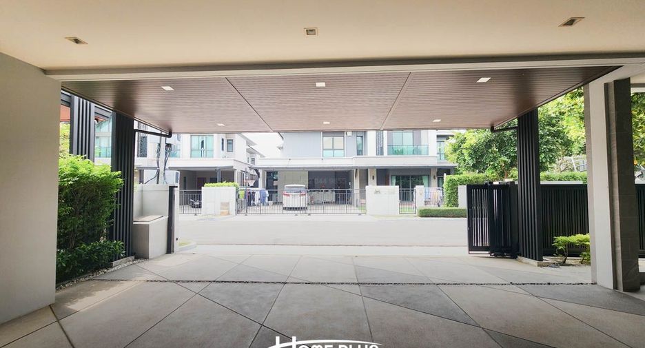 For sale 4 bedrooms house in Chatuchak, Bangkok