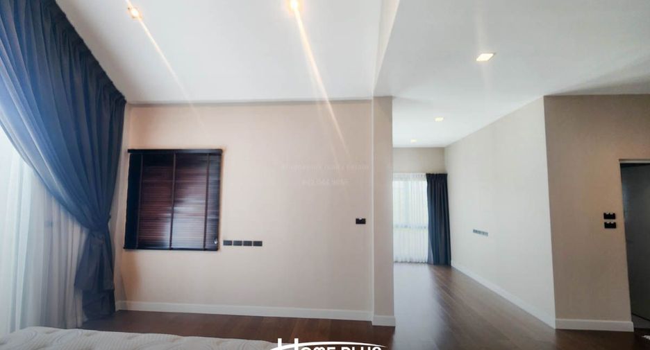For sale 4 bedrooms house in Chatuchak, Bangkok