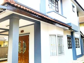 Haus zur Miete mit 3 Zimmer in Bang Lamung, Chonburi