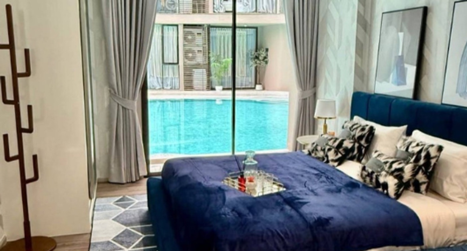 For rent 3 bedrooms condo in Khlong Toei, Bangkok