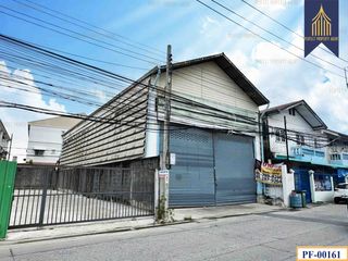 For sale 4 bed warehouse in Mueang Samut Prakan, Samut Prakan
