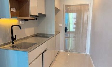 Wohnung zum Kauf mit 2 Zimmer in Khlong Toei, Bangkok