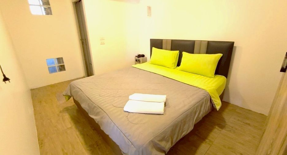 Haus zur Miete und zum Kauf mit 8 Zimmer in Bang Lamung, Chonburi