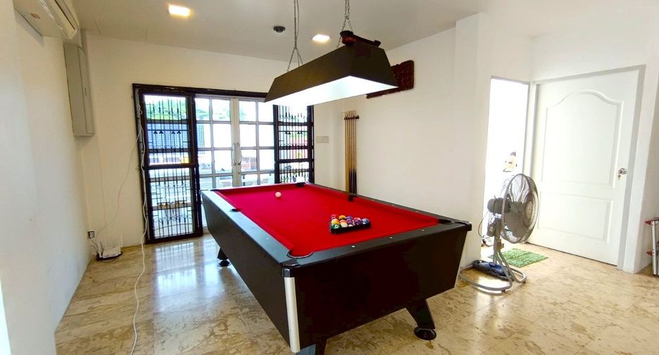 Haus zur Miete und zum Kauf mit 8 Zimmer in Bang Lamung, Chonburi