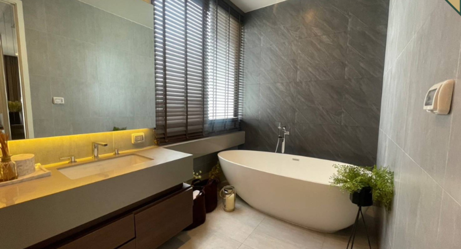 Reihenhaus zum Kauf mit 2 Zimmer in Suan Luang, Bangkok