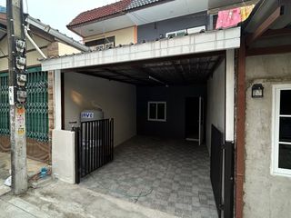 For sale 2 bed townhouse in Bueng Kum, Bangkok