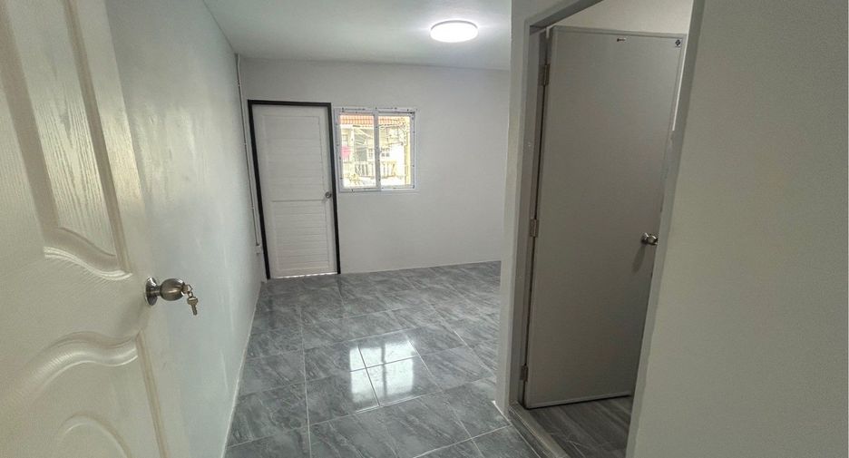 For sale 2 bedrooms townhouse in Bueng Kum, Bangkok