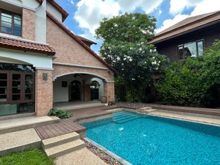 For rent 5 Beds house in Prawet, Bangkok
