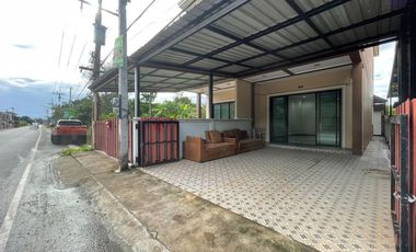 For sale 2 bedrooms house in Mueang Surat Thani, Surat Thani