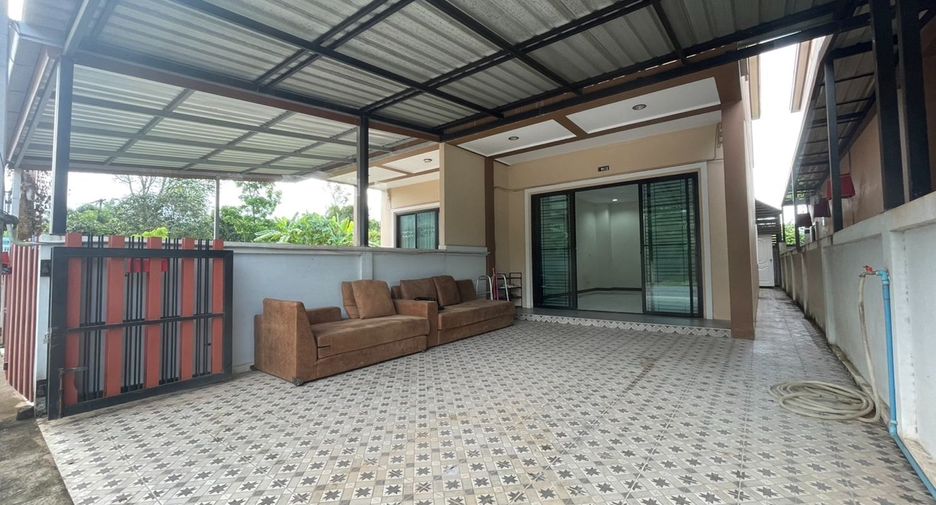 For sale 2 bedrooms house in Mueang Surat Thani, Surat Thani