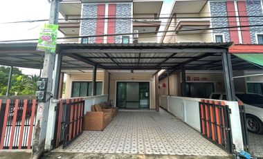 For sale 2 bedrooms house in Mueang Surat Thani, Surat Thani