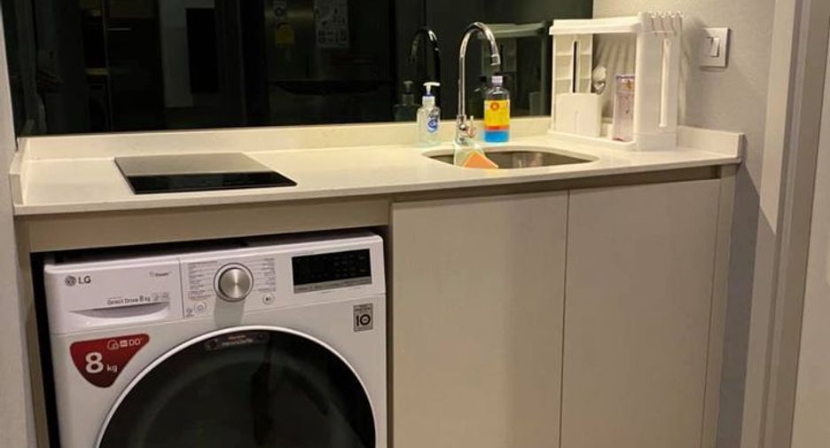 For rent 1 bed condo in Sathon, Bangkok