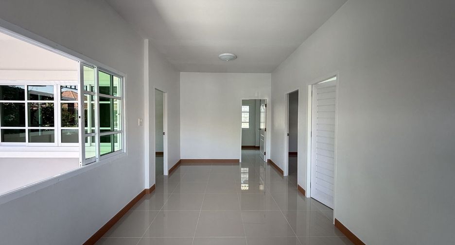 Casa en venta de 3 habitaciones en Nong Khae, Saraburi