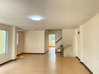 出售 3 卧室 独立屋 在 Thawi Watthana, 曼谷