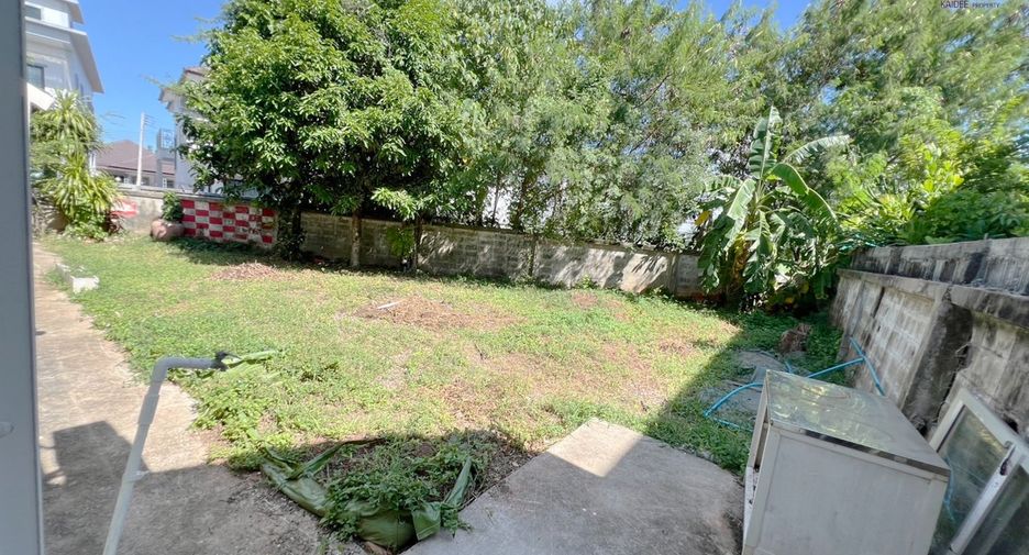 For sale 1 bed townhouse in Mueang Surat Thani, Surat Thani