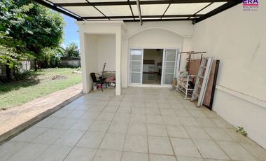 For sale 1 bed townhouse in Mueang Surat Thani, Surat Thani