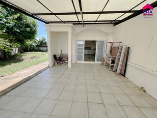 For sale 1 bed townhouse in Mueang Surat Thani, Surat Thani