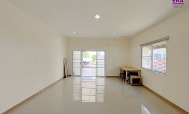 For sale 1 bed townhouse in Mueang Surat Thani, Surat Thani