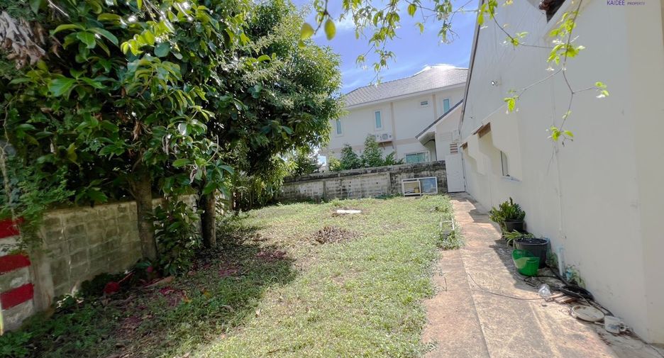 For sale 1 bed townhouse in Mueang Surat Thani, Surat Thani