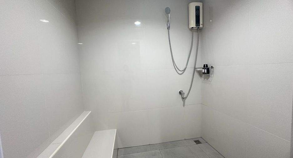 Hotel zum Kauf mit 7 Zimmer in Prawet, Bangkok