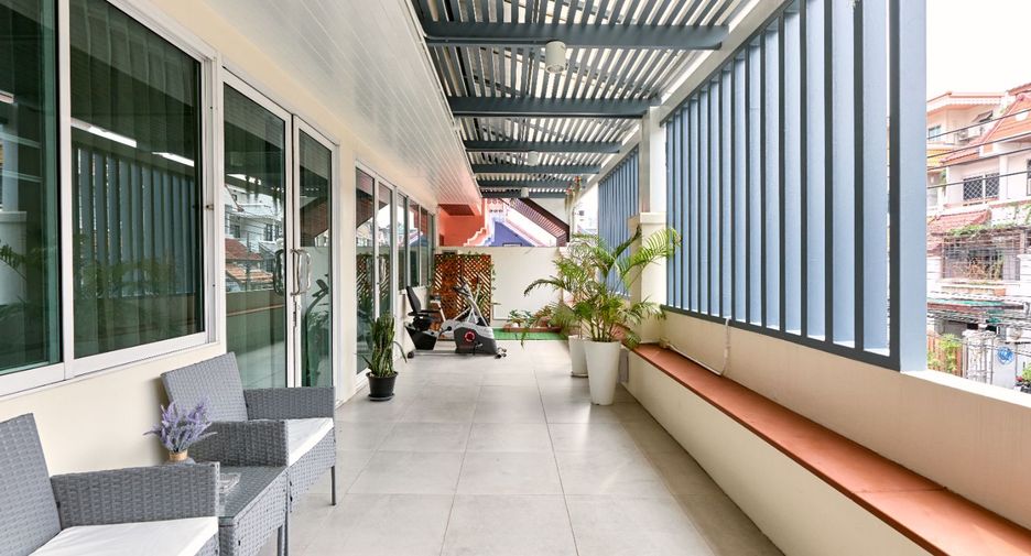 Hotel zum Kauf mit 7 Zimmer in Prawet, Bangkok