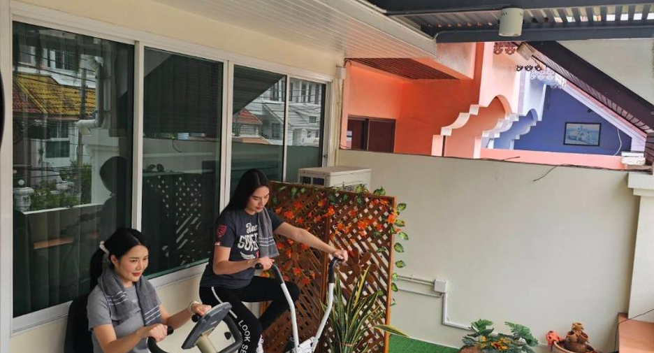 Hotel zum Kauf mit 7 Zimmer in Prawet, Bangkok