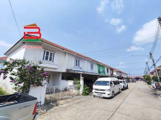 For sale 2 bed townhouse in Lat Lum Kaeo, Pathum Thani